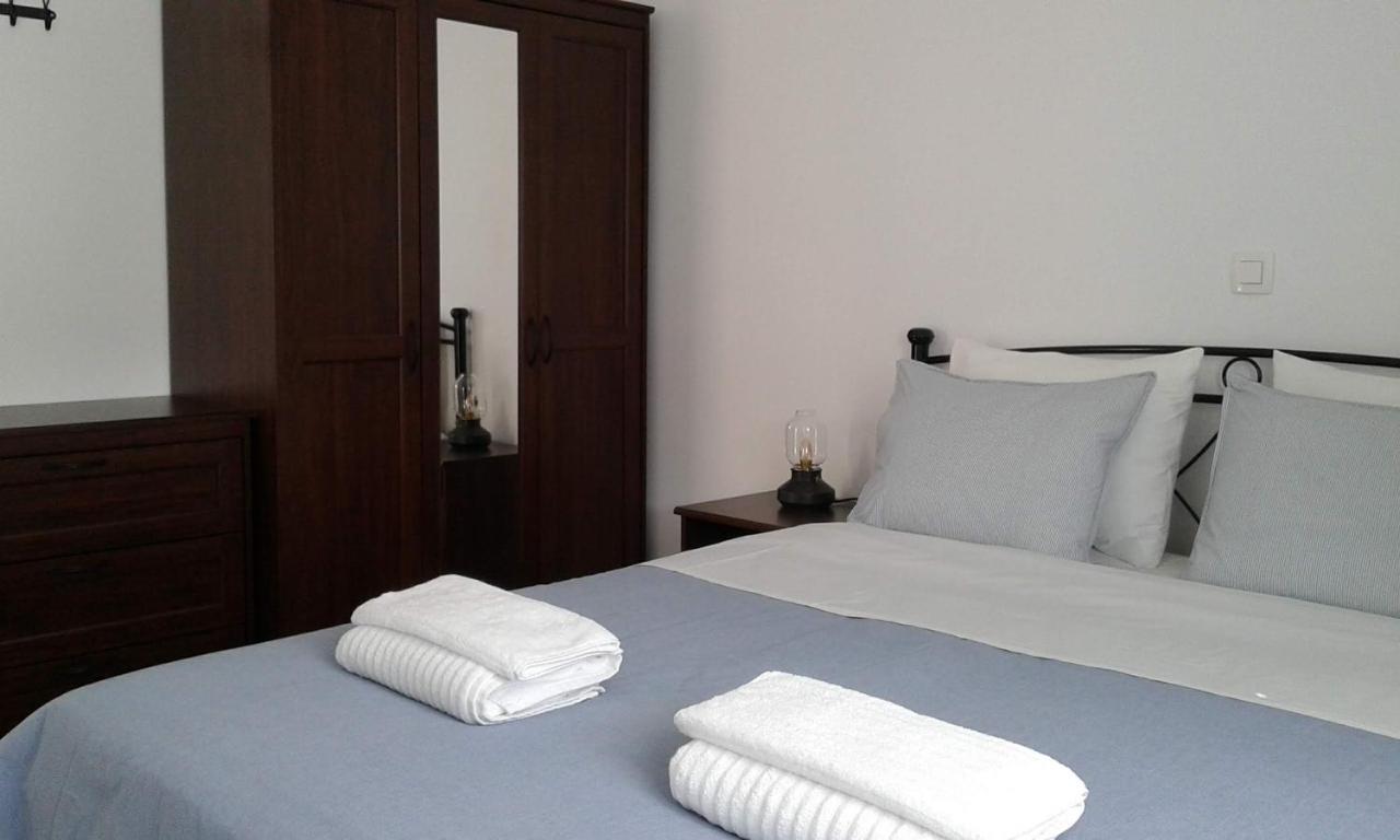 Stilvi Milos Plaka  外观 照片