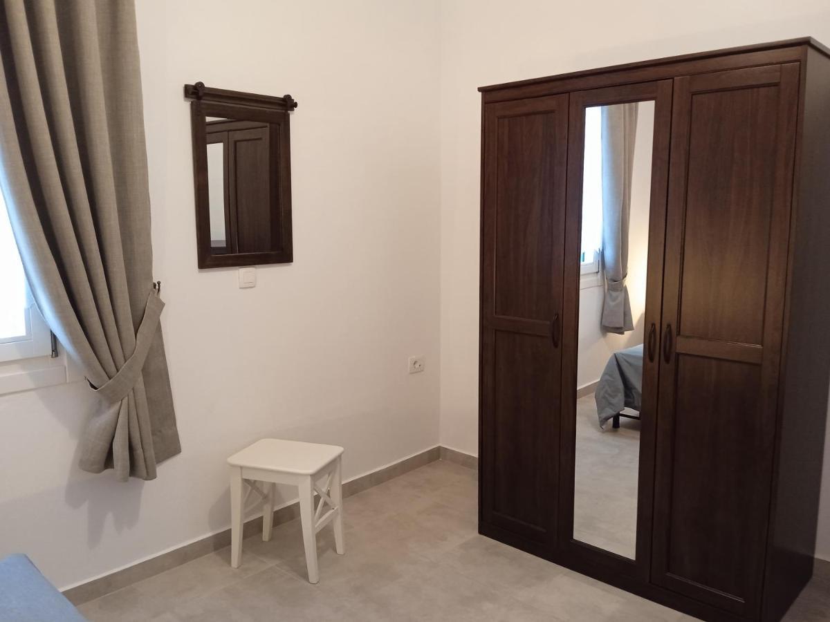 Stilvi Milos Plaka  外观 照片