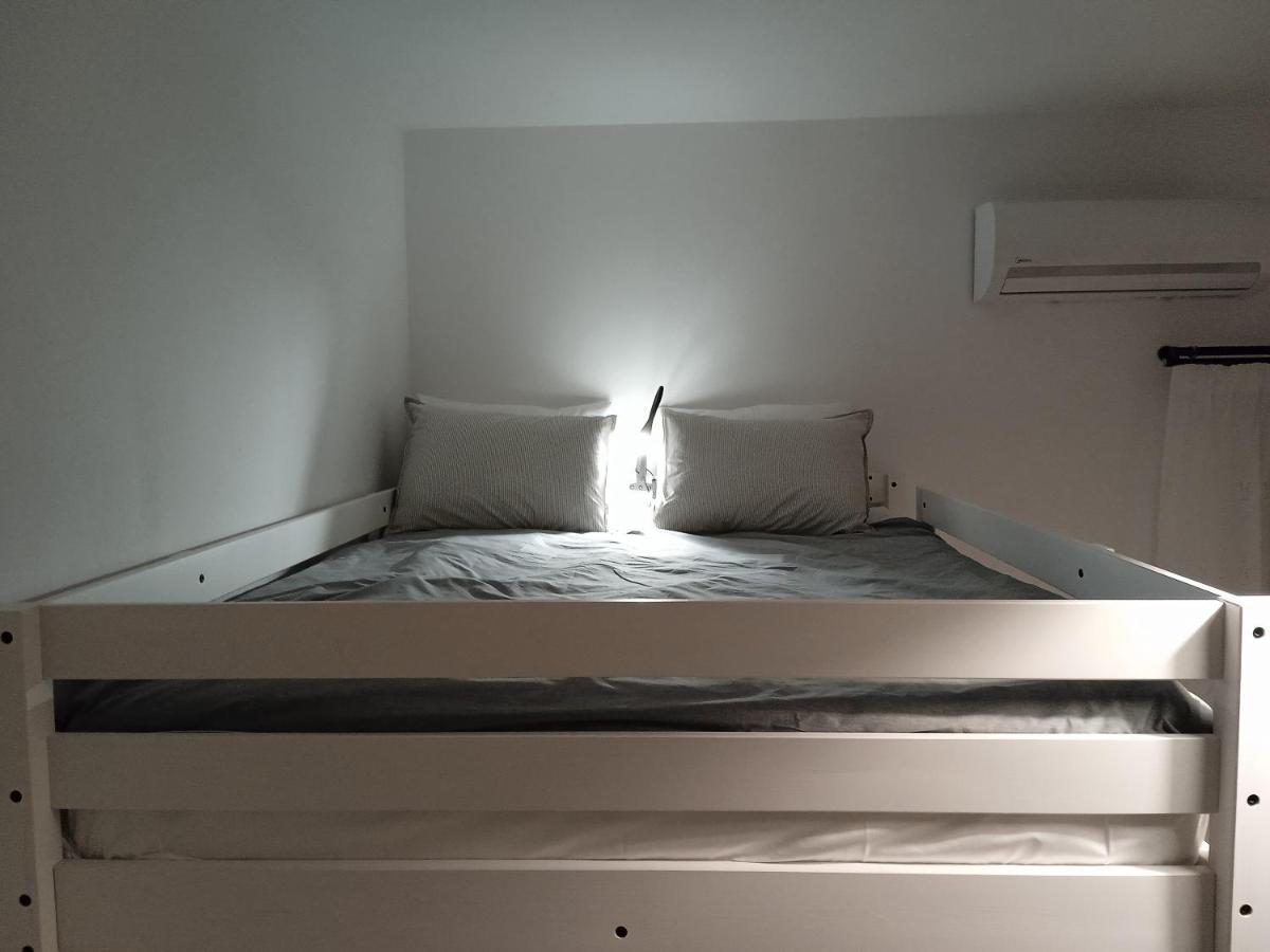Stilvi Milos Plaka  外观 照片