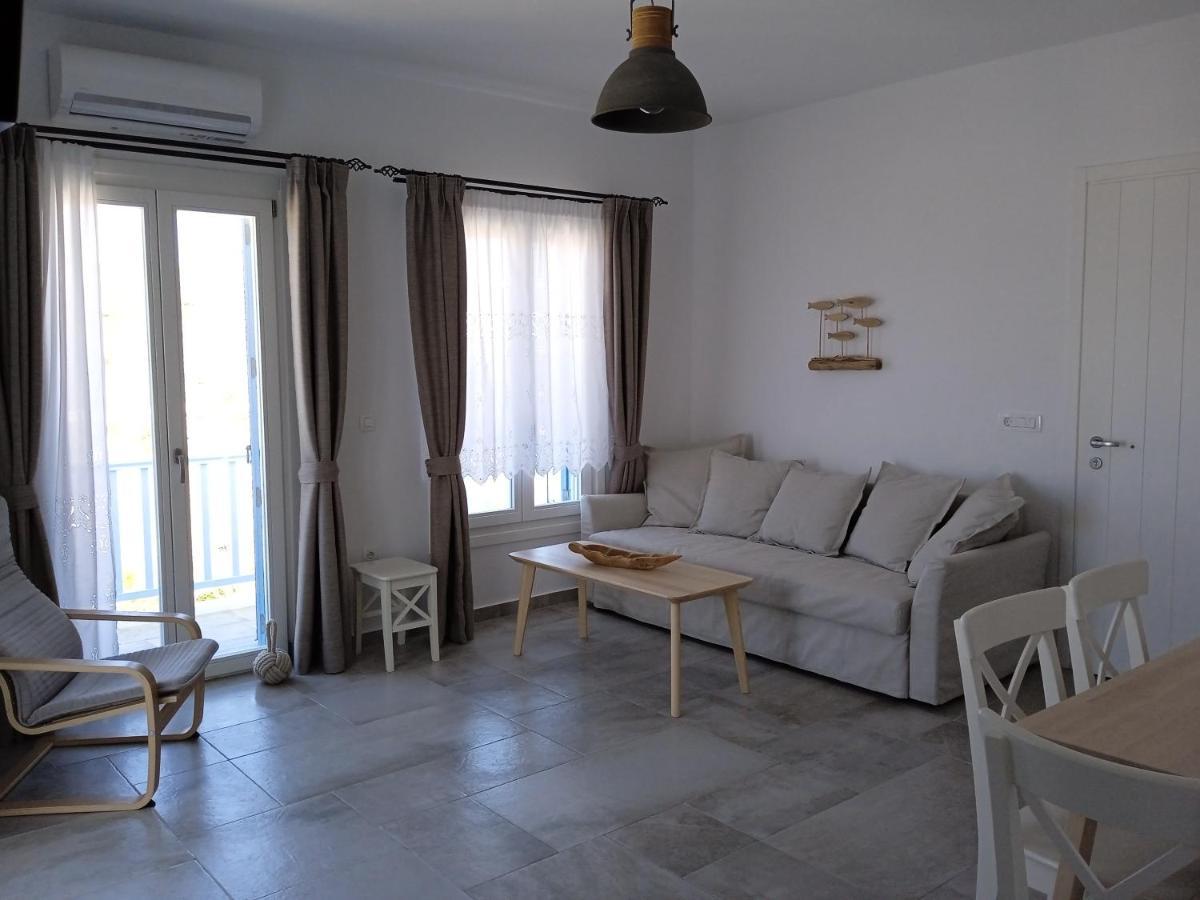 Stilvi Milos Plaka  外观 照片