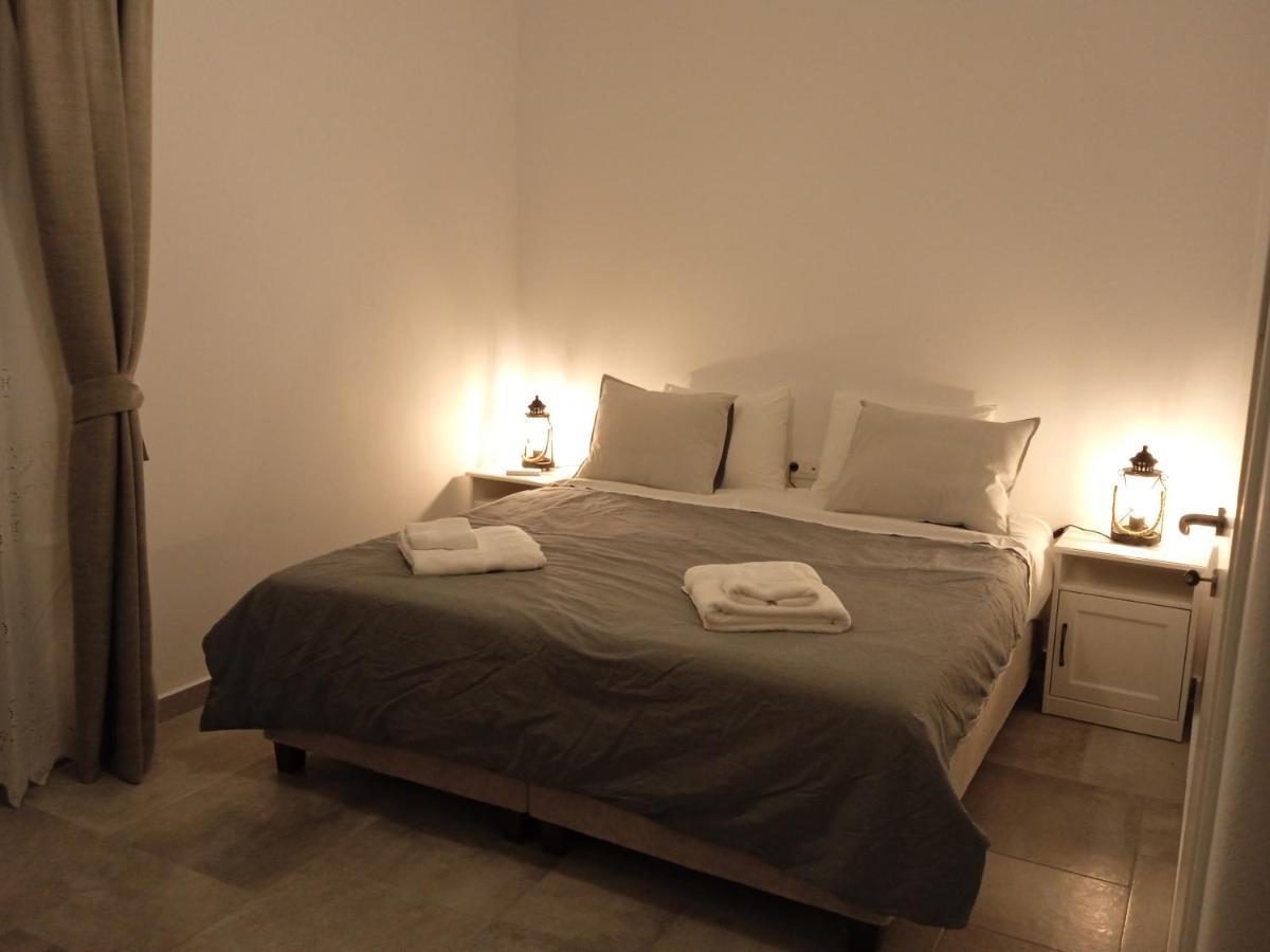 Stilvi Milos Plaka  外观 照片